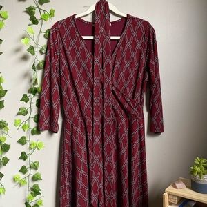 Worn once- 41 Hawthorn red and grey patterned long sleeve dress (L)